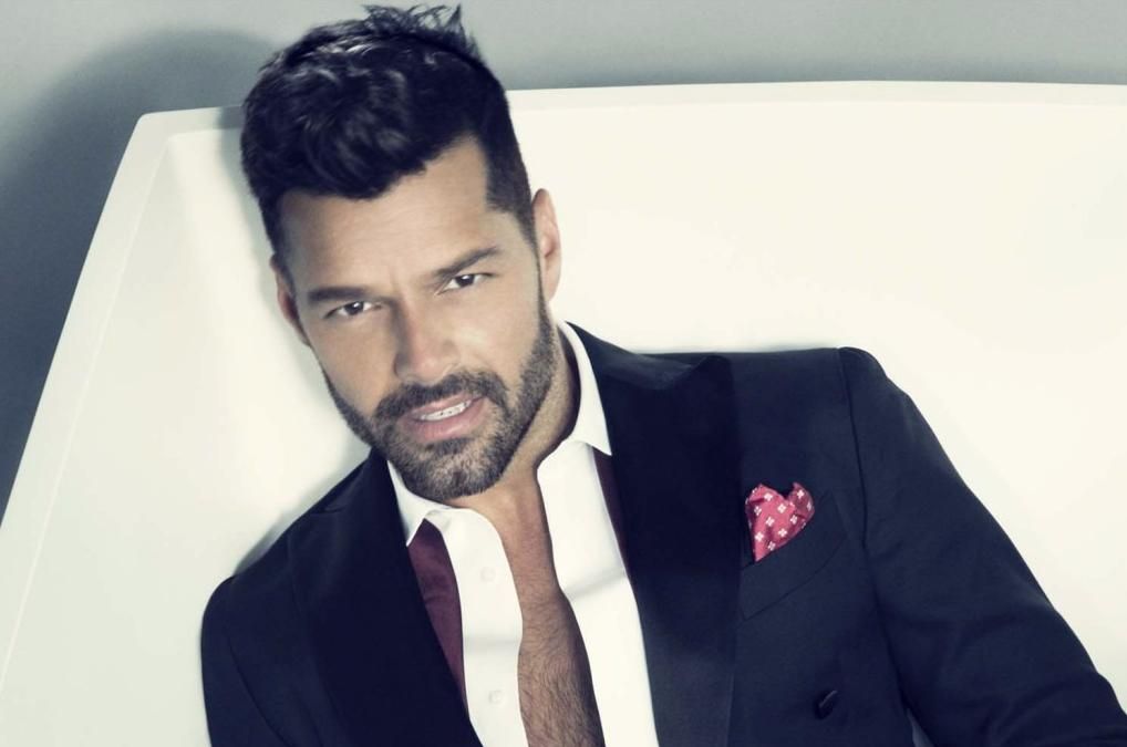 Рікі Мартін поставив мережу на вуха оголеним фото - фото 1