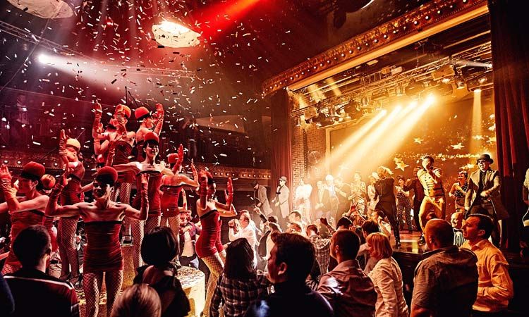 Культовий київський клуб зняв яскравий мюзикл до свого 20-річчя - фото 1