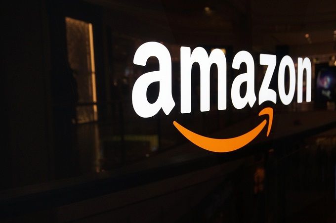 На Amazon вибухнув расистський скандал