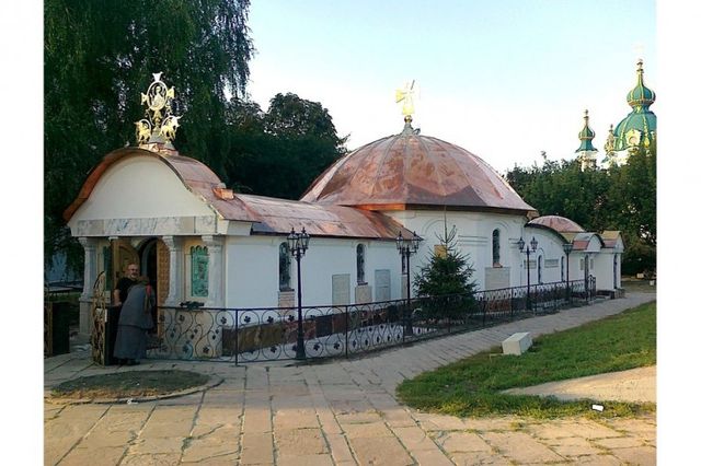 Українці проголосували за знесення московської церкви- фото 224661