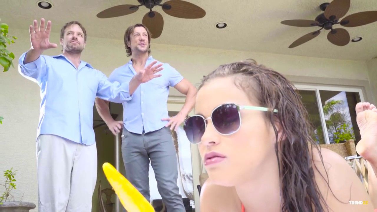 Невдалі сцени зі зйомок порнофільмів за 2017 рік - фото 1