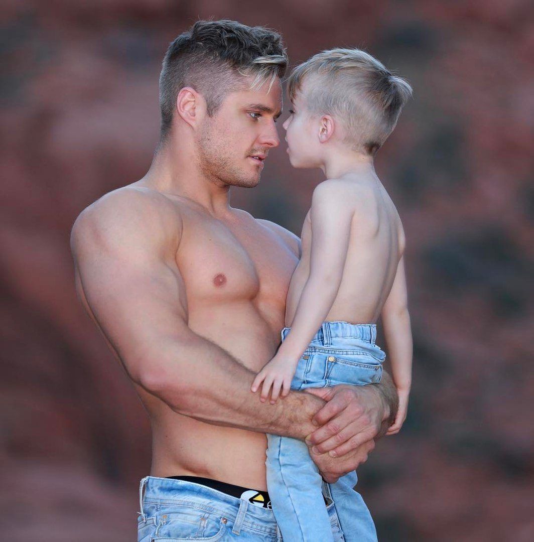 Цей 29-річний батько-одинак має прихильниць більше, ніж будь-яка знаменитість - фото 1