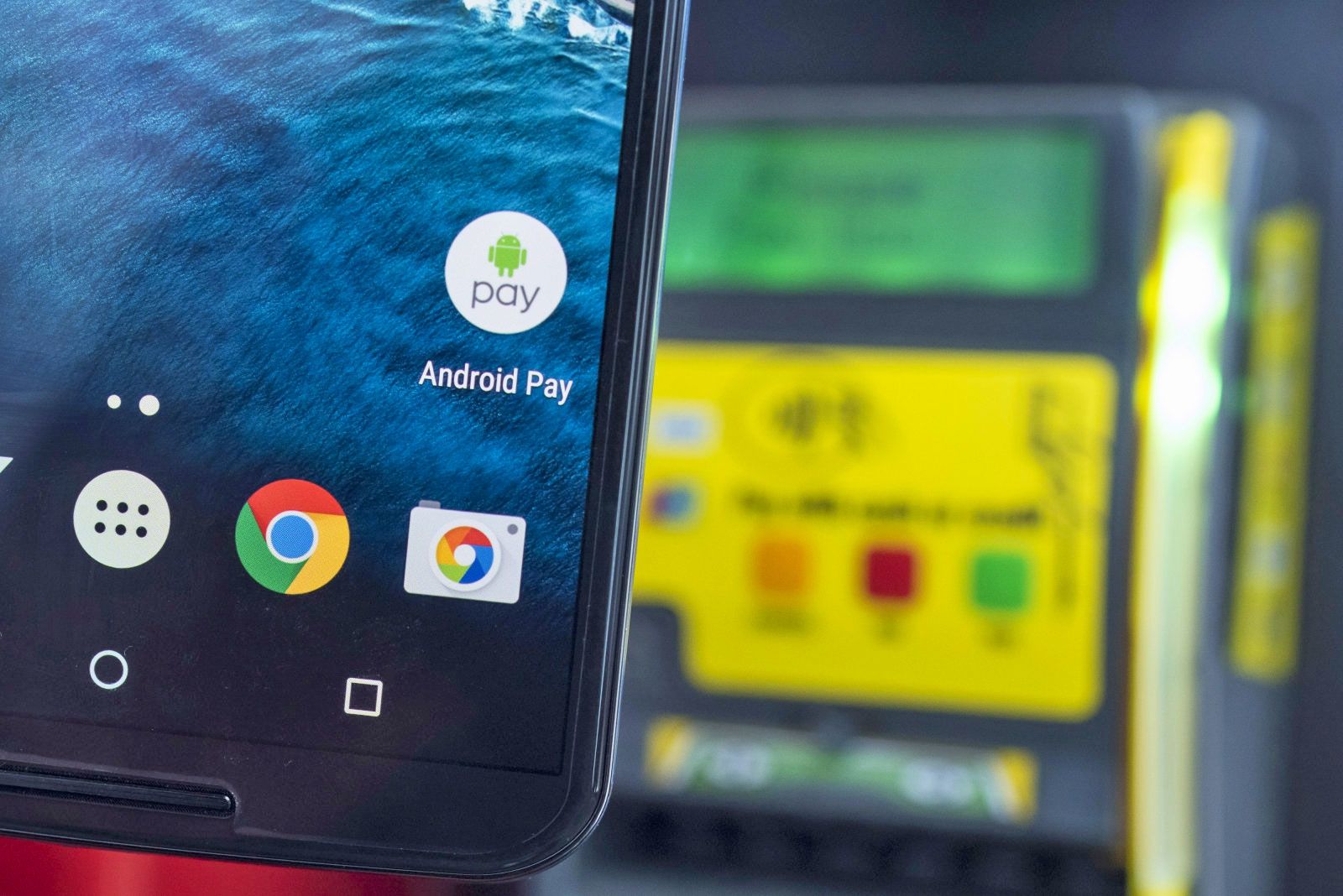 Google відмовляється від Android Pay