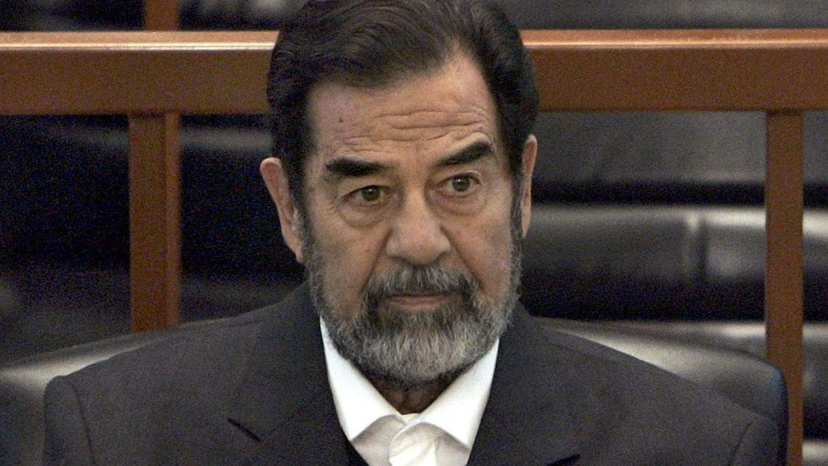 У мережі виявили любовний роман Саддама Хусейна - фото 1