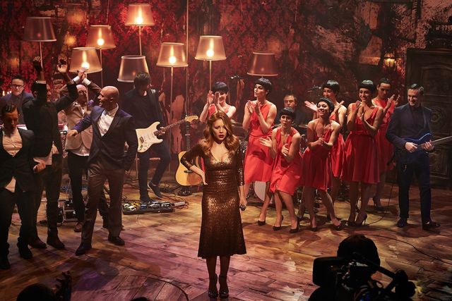 Як змінювалася Тіна Кароль: еволюція образу зірки у фото - фото 223217