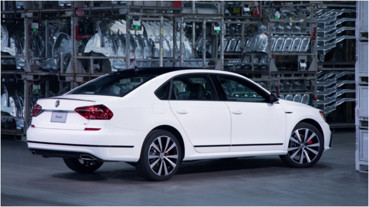 Volkswagen створив "заряджений" Passat - фото 1