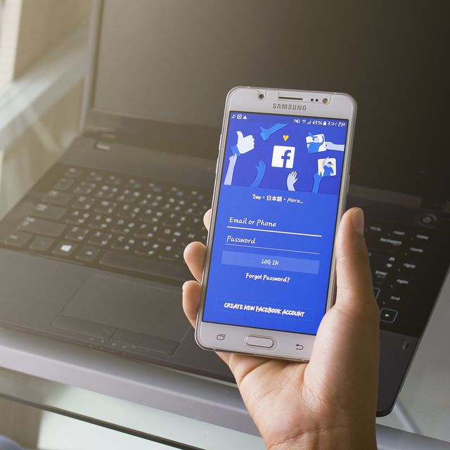  Марк Цукерберг планує використовувати криптовалюту для служб платформи - фото 219130