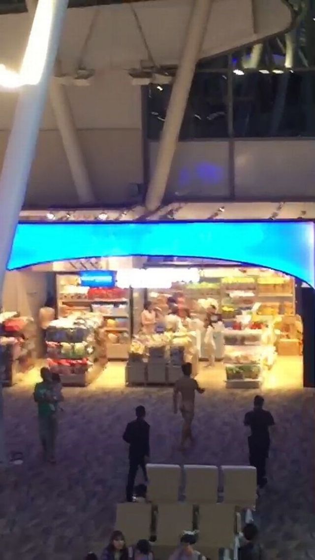 Переборщив з віагрою: голий американець налякав туристів в Таїланді - фото 219831