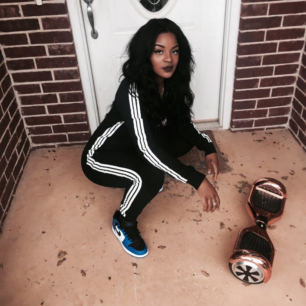 Танцююча сімейка підкорила мережу - фото 1