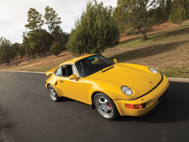 Колекцію з 12 рідкісних Porsche оцінили в 7 мільйонів доларів - фото 220106