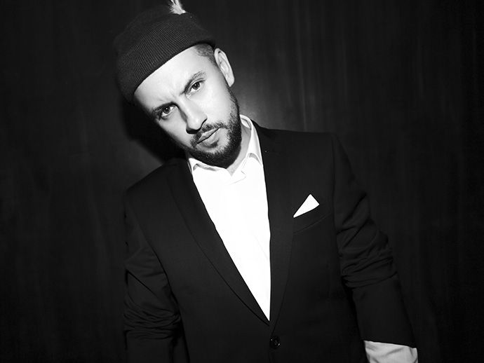 MONATIK заінтригував тизером свого нового яскравого кліпу: відеофакт