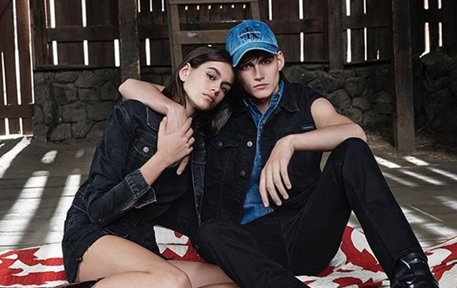 Діти Сінді Кроуфорд знялися в стильній фотосесії - фото 1