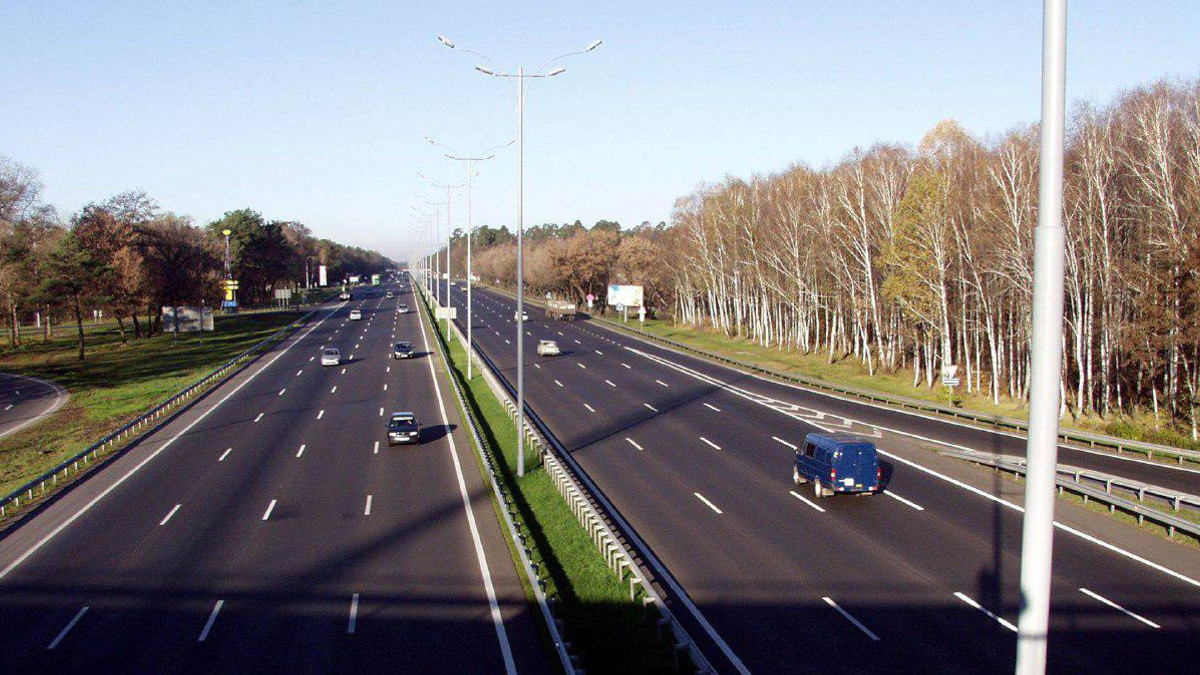В Україні зняли обмеження руху по автодорогах - фото 1
