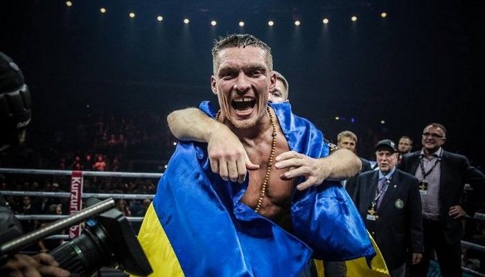 Стало відомо, що в першу чергу зробив Усик після перемоги над Брієдісом - фото 1