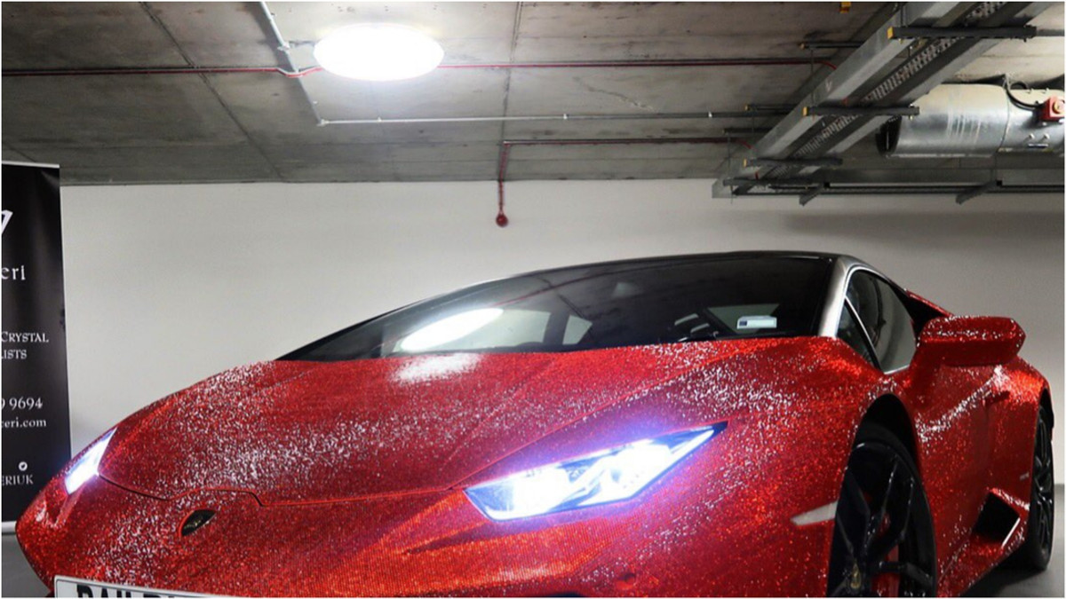 Lamborghini Huracan прикрасили стразами Swarovski - фото 1