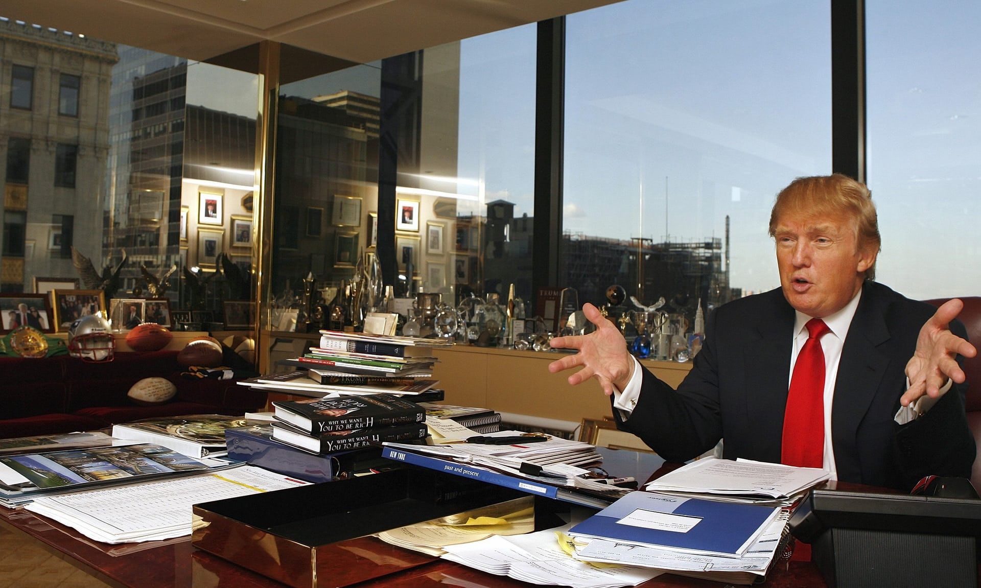 Трамп заплатив порнозірці після сексу за мовчання 130 тисяч доларів - фото 1