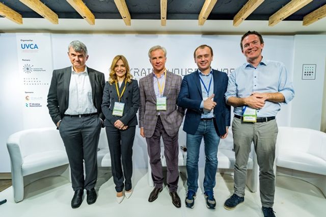 Український Дім у Давосі - фото 223019