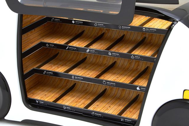 Представлено перший у світі безпілотний продуктовий магазин - фото 219806