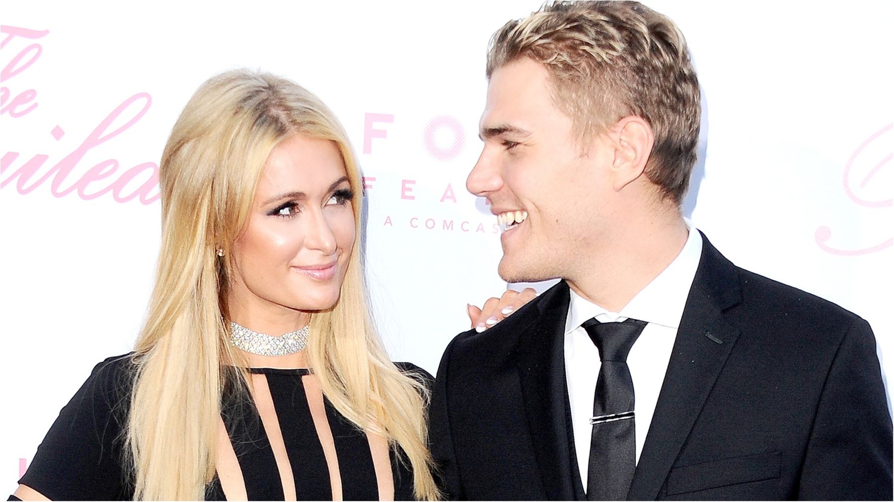 Періс Хілтон виходить заміж за Кріса Зілку - фото 1