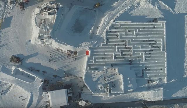 Сніговий лабіринт у Польщі - фото 223031