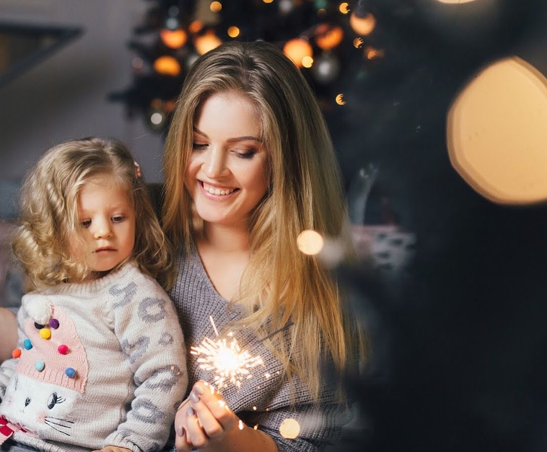 Марія Павлюк з донечкою - фото 1