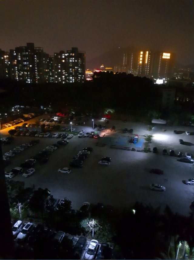 У мережі з'явилися фото, зняті на безрамковий Meizu M6S - фото 223128