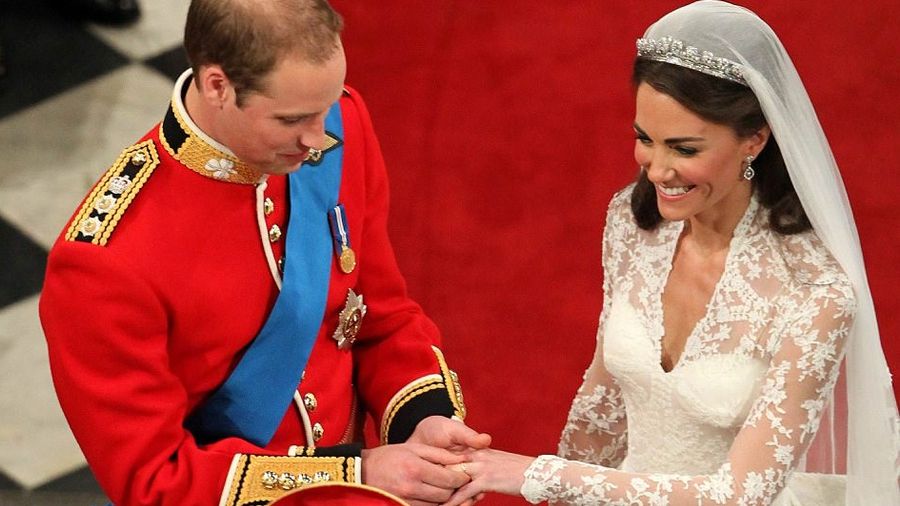 Історія кохання Кейт Міддлтон і принца Вільяма, які втретє стали батьками