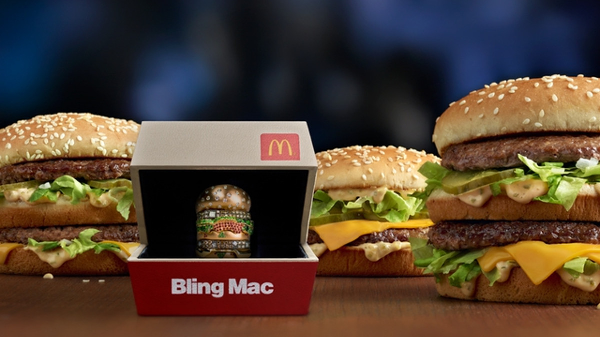 McDonald's подарує золоте кільце у формі Біг-Мака, і ось за що - фото 1