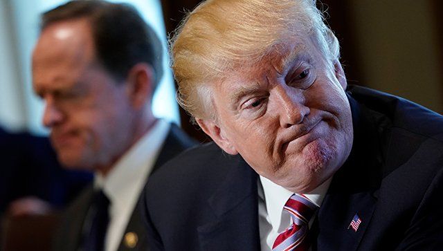 Дональд Трамп зраджував дружині з моделлю - фото 1