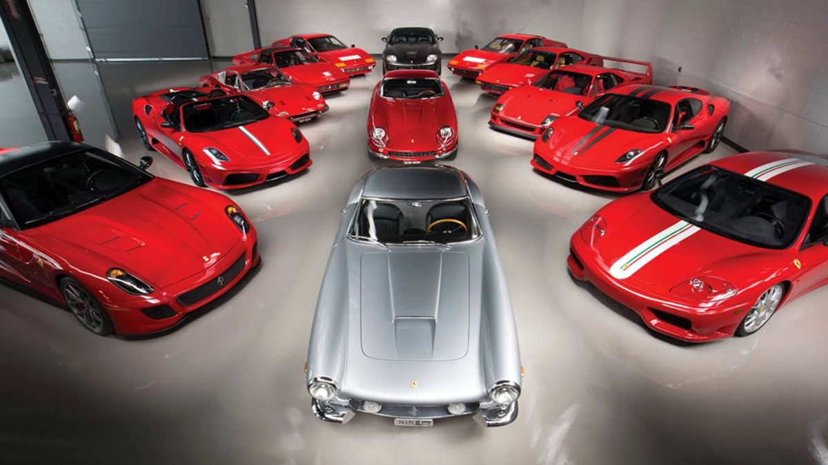 Блогер показав вражаючу колекцію Ferrari - фото 1