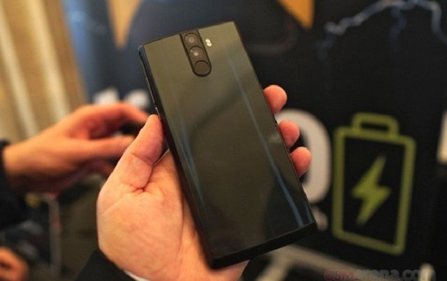 Відбувся реліз смартфона з батареєю-"монстром"