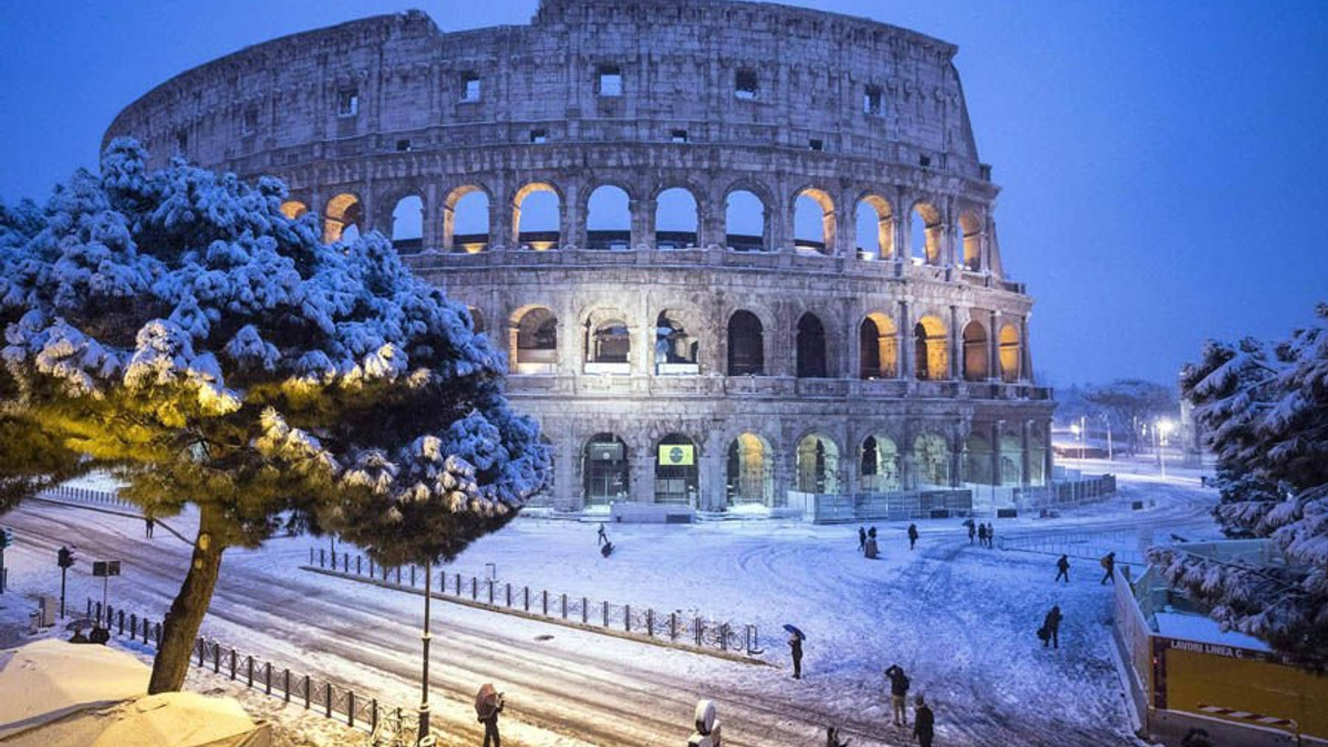 Рим раптово засипало снігом: казкові фото - фото 1