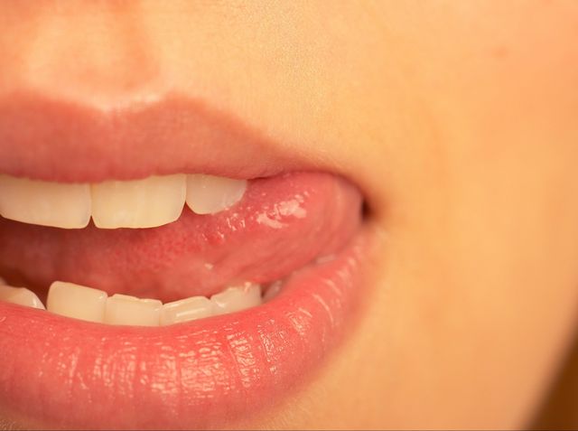 Чистка язика - фото 226880