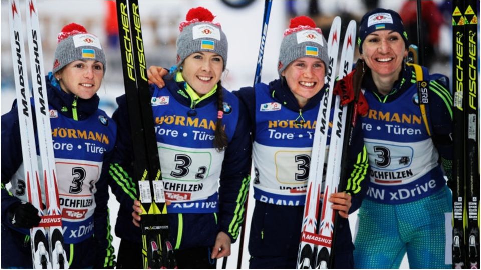 Українські біатлоністки готуються до естафети - фото 1