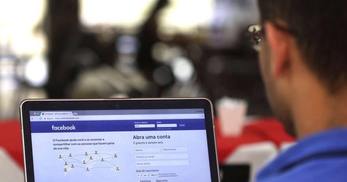 Ось чому користувачі стали проводити менше часу у Facebook - фото 1