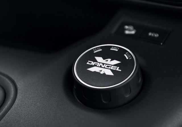 Фургон Peugeot Rifter перетворили в позашляховик для подорожей - фото 229429