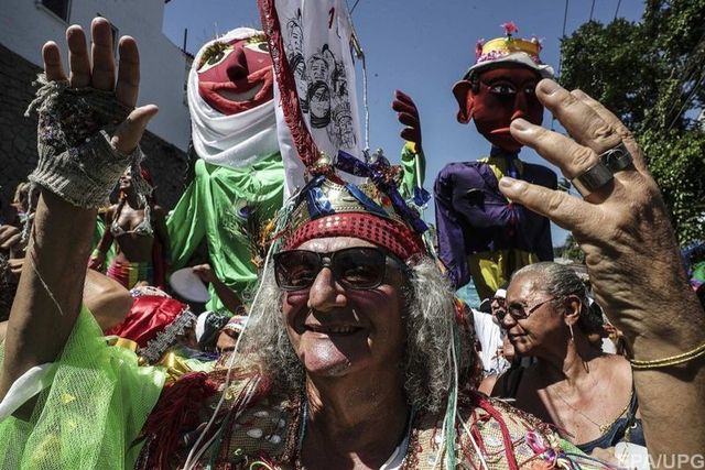 У Ріо-де-Жанейро розпочався всесвітньо відомий карнавал - фото 226861