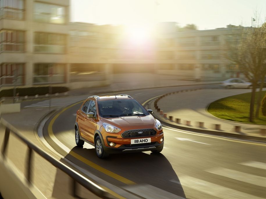 Найменший у лінійці Ford став позашляховиком