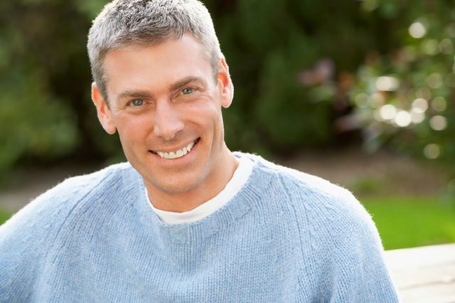 Ось про що свідчить поява ранньої сивини в чоловіків - фото 229921