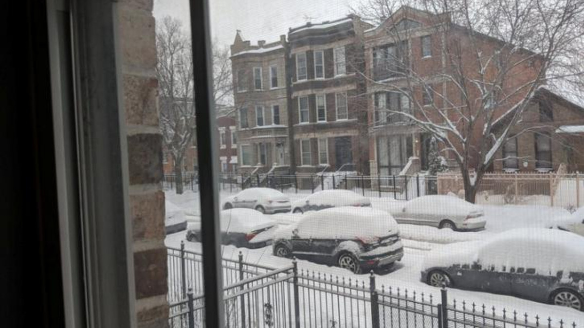 Чикаго атакувала снігова буря - фото 1