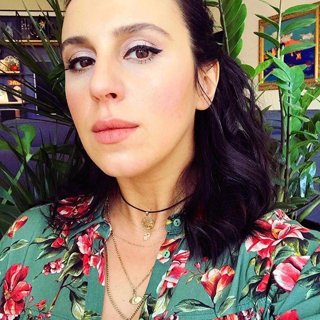 Нацвідбір на Євробачення: Джамала показала яскраві фото з животиком - фото 1