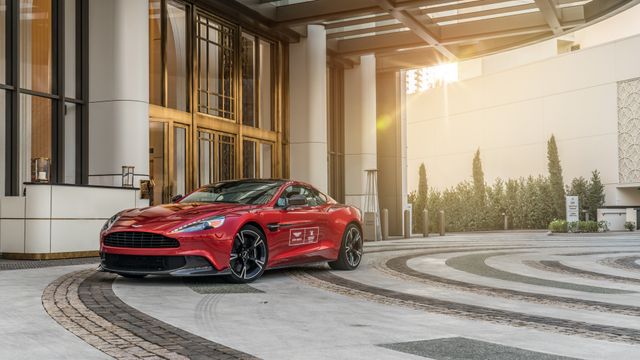Готель у США пропонує своїм відвідувачам номер і Aston Martin - фото 228366
