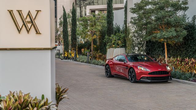 Готель у США пропонує своїм відвідувачам номер і Aston Martin - фото 228365