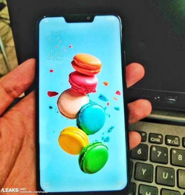 Asus покаже свою недолугу копію iPhone X - фото 228680