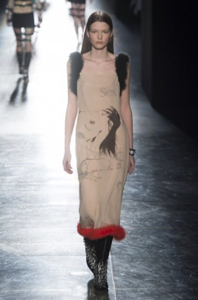 Радість сексу: у Лондоні представили унікальну лінійку модного одягу - фото 229266