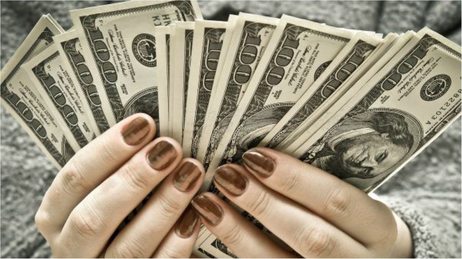 В обмінниках Києва дешевшає валюта