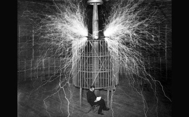 Ці історичні кадри викличуть у вас багато запитань- фото 227836