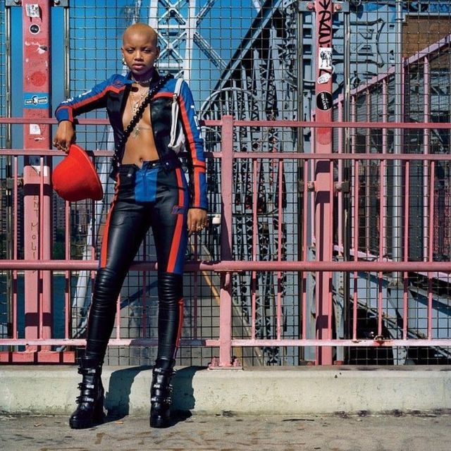 Rihanna знялася для рекламної кампанії Puma - фото 230663