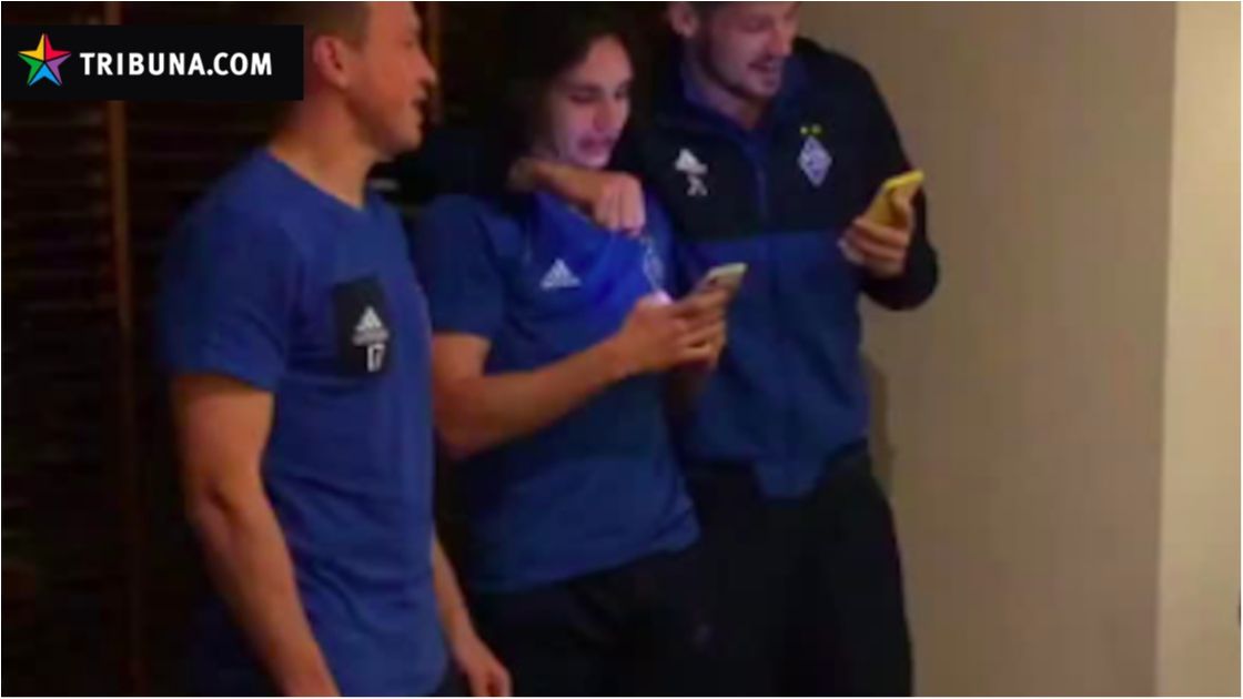 Капітан Динамо змусив новачків червоніти: кумедне відео