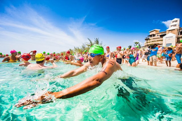 Купання в морі шкодить здоров'ю, – вчені - фото 230684